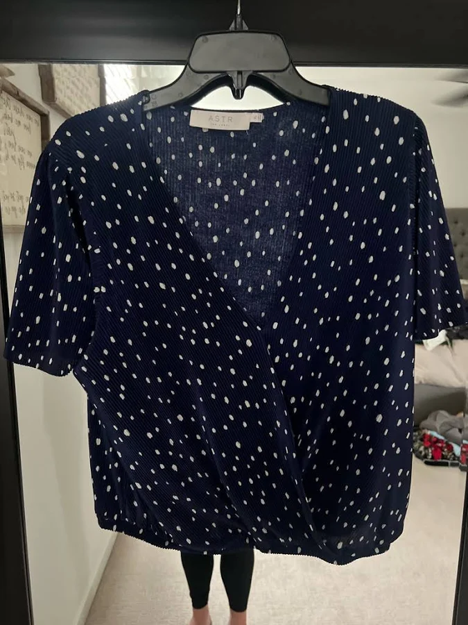 blouse Astr Tops | Astr Navy And White Polka Dot Short Sleeve Wrap Blouse | Color: Blue/White | Size: Xl | Em_Chapp's Closet Poshmark $20