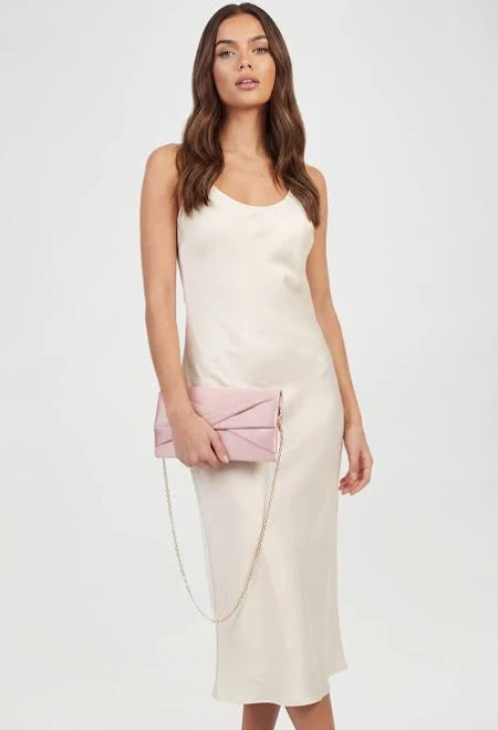 bag Boohoo Women's Twist Satin Clutch Bag boohoo USA $16.8