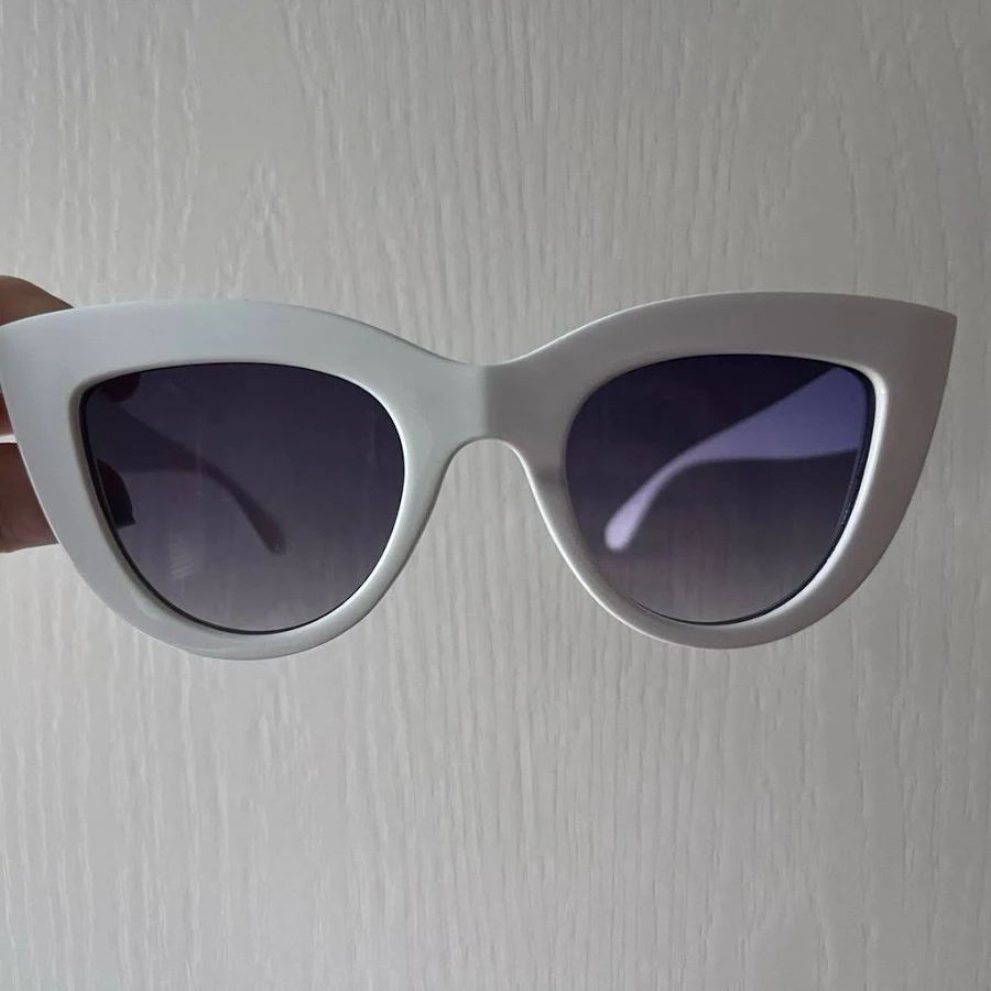 accessory Designer Retro Mod Style 50’s 60’s 70’s White Cats Eye Cat Eyes Sunglasses - Women | Color: White | Size: s Mercari $13.81