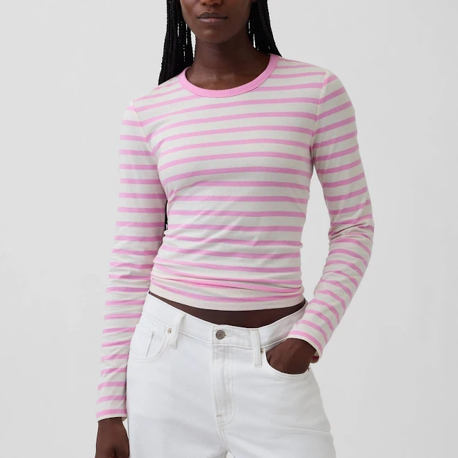 top Gap Women's Organic Cotton Vintagesoft T-Shirt Gap $19
