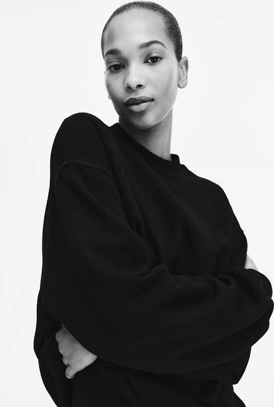 top H&M Ladies Oversized Sweatshirt H&M $24.99