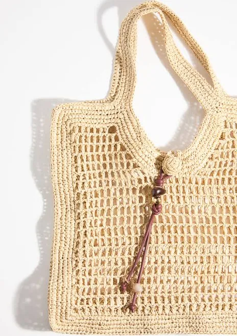 bag H&M Ladies Straw Tote Bag H&M $29.99