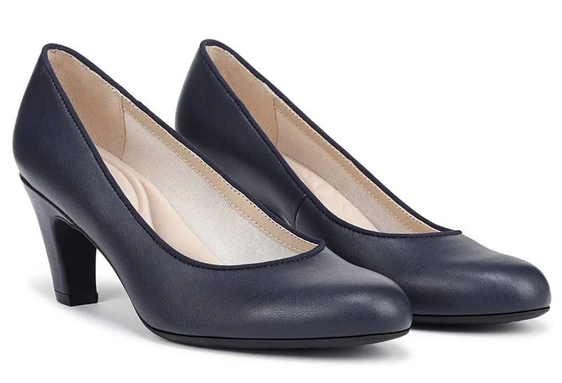 shoes LifeStride Women's Parigi-Plus Pumps Famous Footwear $49.99