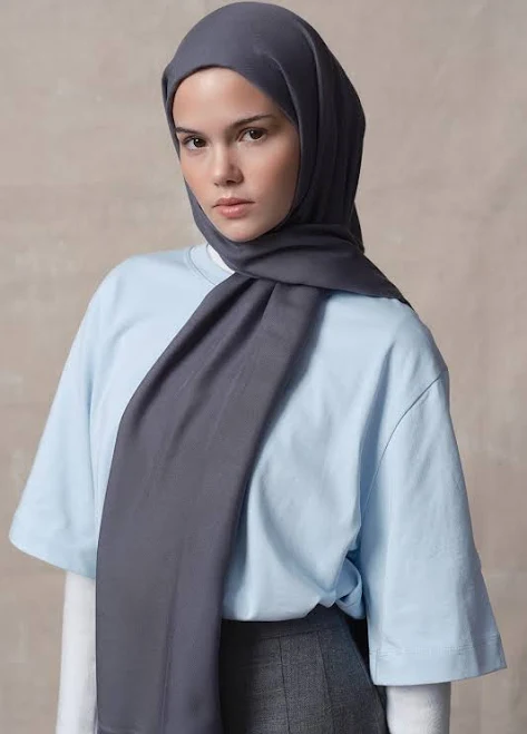 accessory Modal Scarf Anthracite kadriyebasturk $15.99
