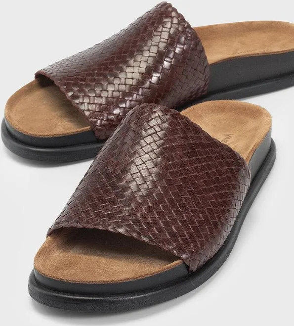 shoes Vagabond chocolate brown woven leather Effie pool slides sandals | Pipe and Row CHOCOLATE / 37 Pipe and Row $130