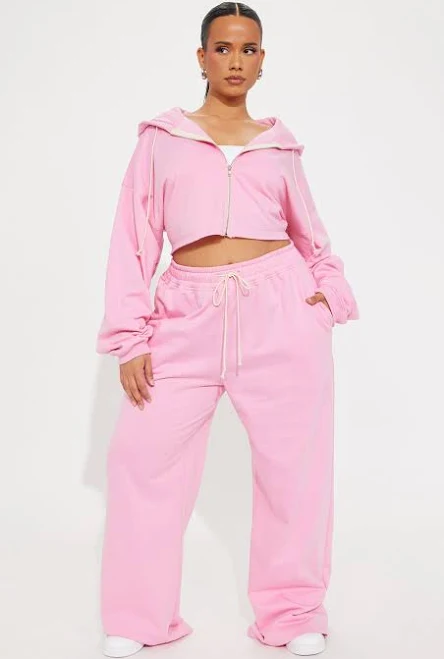 outfits Fashion Nova Women's On The Way Sweatpant Set Fashion Nova $39.99