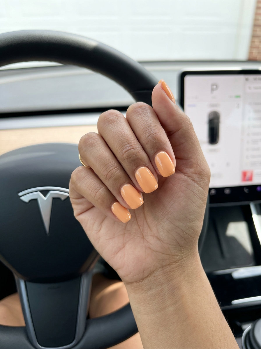 Sky blue micro French jelly short simple gel nails 2026 for summer vacation and casual outings. Chic.