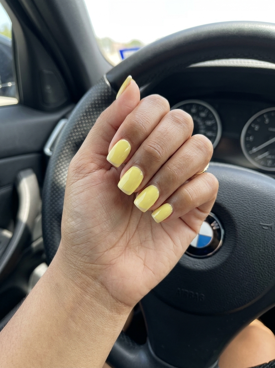 Neon Yellow Chrome Stiletto Nails 2026 | Festival Glam Neon yellow chrome stiletto nails for festival, concert, or night out. Bold, futuristic glam with yellow summer nails 2026.